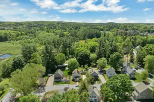 11 Grove St, Derry, NH 03038 - Photo 19