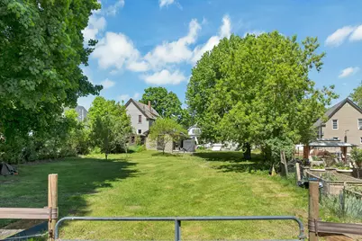 11 Grove Street, Derry, NH 03038 - Photo 15