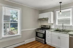 11 Grove St, Derry, NH 03038 - Photo 33