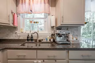 2 Bedard Ave, Derry, NH 03038 - Photo 9
