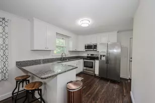12 Ponemah Hill Rd, Amherst, NH 03031 - Photo 5
