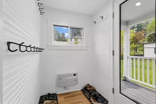 44 Forest St, Claremont, NH 03743 - Photo 23