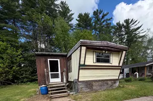 215 Riverside Dr, Campton, NH 03223 - Photo 1