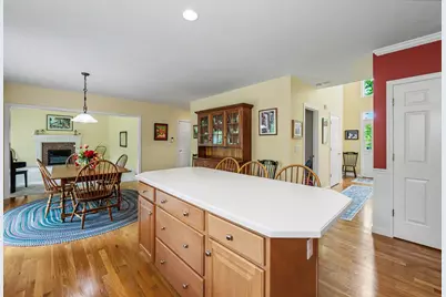 14 Karolina Lane, Bedford, NH 03110 - Photo 7