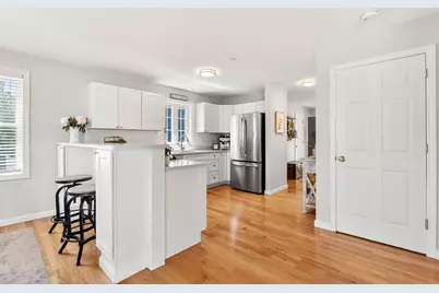 235 Knollwood Way, Manchester, NH 03102 - Photo 21