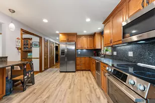 49 Chandler Cir, Bow, NH 03304 - Photo 9