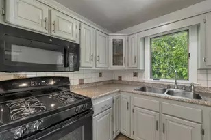 1 Muddy Pond Rd, Kensington, NH 03833 - Photo 11