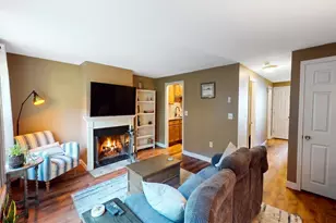114 Winterwood Dr, Londonderry, NH 03053 - Photo 9