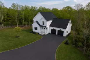 45 Hemlock Dr, Wolfeboro, NH 03894 - Photo 1