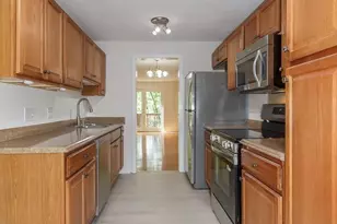 264 Bartemus Trail, Nashua, NH 03063 - Photo 11