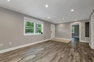 357 Robinhood Dr, Wakefield, NH 03872 - Photo 3