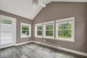 357 Robinhood Dr, Wakefield, NH 03872 - Photo 15