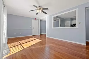 132 English Village Rd, Manchester, NH 03102 - Photo 7