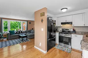 6 Killian Dr, Nashua, NH 03062 - Photo 9