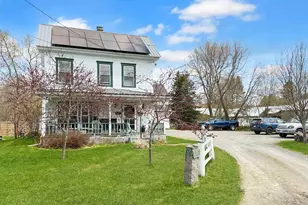 17 Merrill St, Colebrook, NH 03576 - Photo 1
