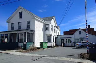 38 Franklin St, Claremont, NH 03743 - Photo 1
