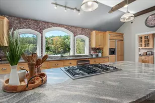 140 Mack Hill Rd, Amherst, NH 03031 - Photo 9