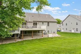 4 Guernsey Dr, Atkinson, NH 03811 - Photo 39