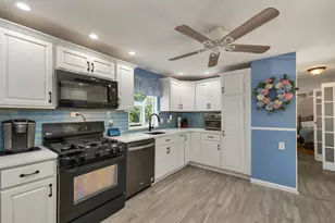 10 Cross St, Hudson, NH 03051 - Photo 7