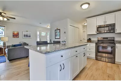 413 Reed Street, Manchester, NH 03102 - Photo 13