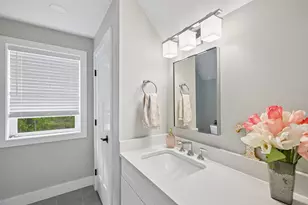 109 Harvard Ave, Auburn, NH 03032 - Photo 39