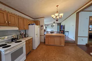 15 Country Ln, Fremont, NH 03044 - Photo 5