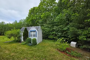 15 Country Ln, Fremont, NH 03044 - Photo 17