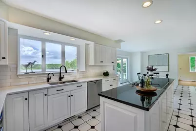 4 Cullen Bay Road, Dover, NH 03820 - Photo 11