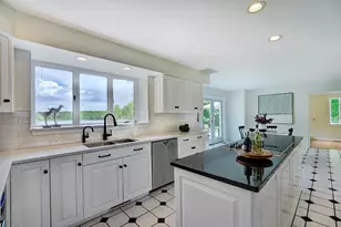 4 Cullen Bay Rd, Dover, NH 03820 - Photo 11