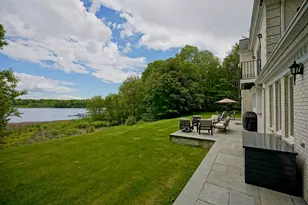 4 Cullen Bay Rd, Dover, NH 03820 - Photo 17