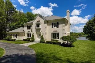 4 Cullen Bay Rd, Dover, NH 03820 - Photo 1