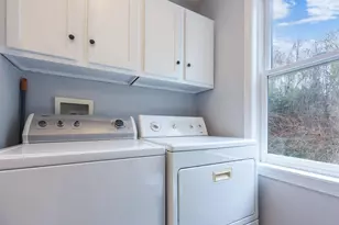 33 S Summer St, Nottingham, NH 03290 - Photo 15