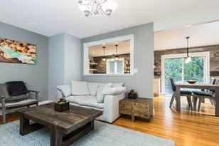 33 S Summer St, Nottingham, NH 03290 - Photo 5