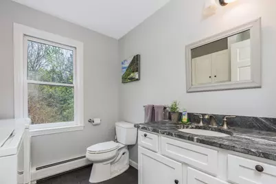 33 South Summer Street, Nottingham, NH 03290 - Photo 17