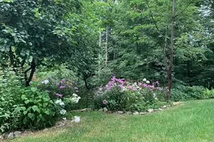 33 S Summer St, Nottingham, NH 03290 - Photo 3