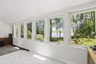 22 Hemlock Cir, Sandown, NH 03873 - Photo 11