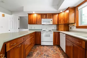 54 Blueberry Hill Dr, Lebanon, NH 03766 - Photo 21