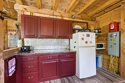 2484 North Main Street, Pittsburg, NH 03592 - Photo 19