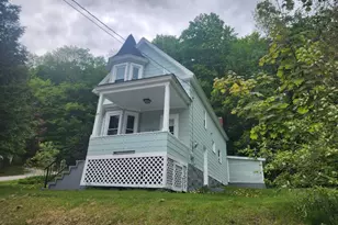 89 Denmark St, Berlin, NH 03570 - Photo 17