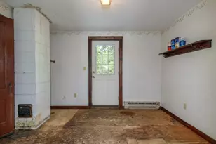 2 Raymond Rd, Deerfield, NH 03037 - Photo 27