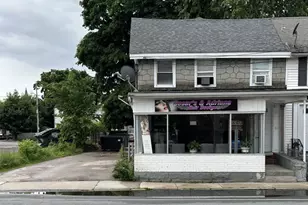 37 Elm St, Nashua, NH 03060 - Photo 1