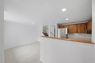 25 Silverton Dr, Nashua, NH 03062 - Photo 7