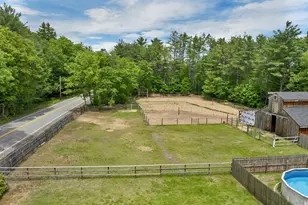 341 Hill Rd, Franklin, NH 03235 - Photo 7