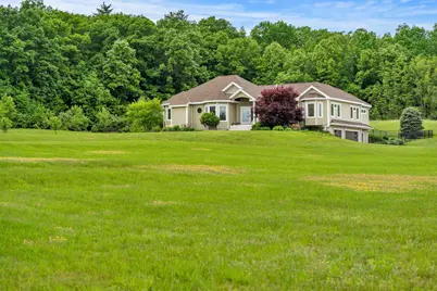 164 Broad Street, Hollis, NH 03049 - Photo 1