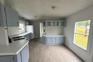 10 Springbrook St, Hinsdale, NH 03451 - Photo 5