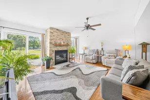 70 Walden Pond Dr, Nashua, NH 03064 - Photo 7