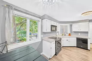 70 Walden Pond Dr, Nashua, NH 03064 - Photo 13