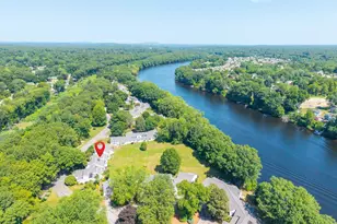 70 Walden Pond Dr, Nashua, NH 03064 - Photo 41