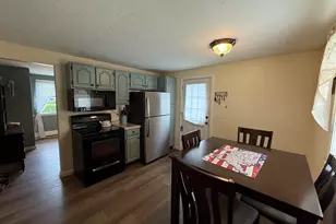 7 Willow St, Allenstown, NH 03275 - Photo 3