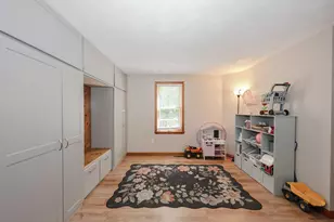 1 Jessica Ln, Derry, NH 03038 - Photo 9